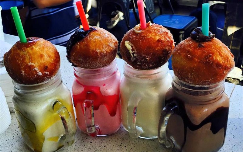 parte-mia-geusi-apo-to-pio-nostimo-kai-paxuntiko-milkseik-tou-kosmou