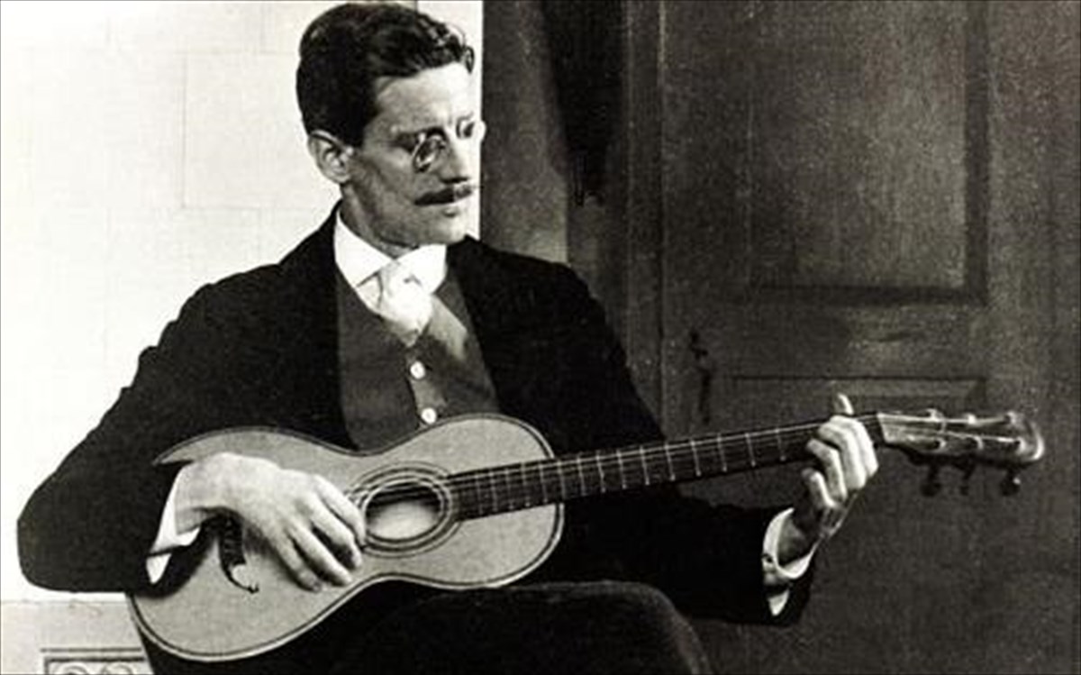 james-joyce1