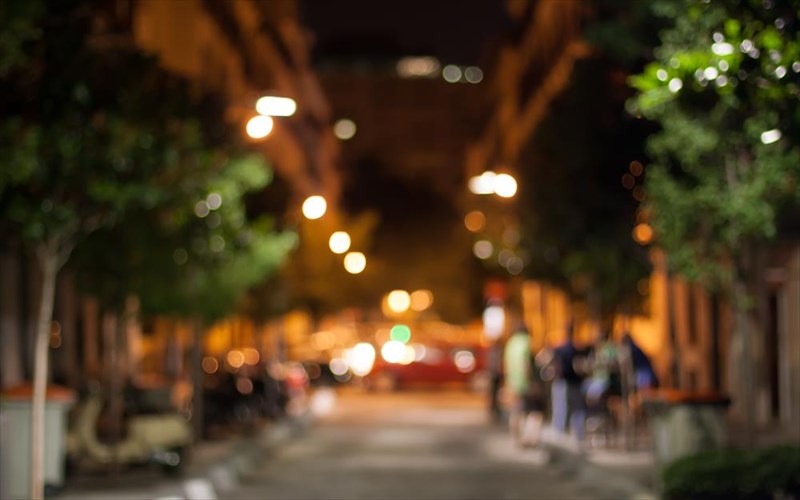 to-teleutaio-sabbatokuriako-tou-augoustou-i-poli-to-rixnei-ekso-poli-to-rixnei-ekso