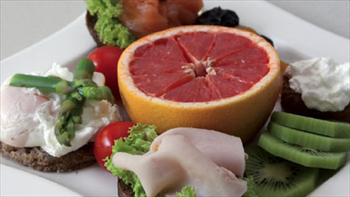 xeimerines-ekplikseis-apo-to-athens-plaza