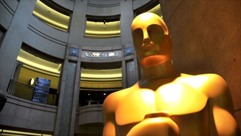 nea-ithi-sta-parti-tou-xoligount-gia-ta-meli-tis-akadimias