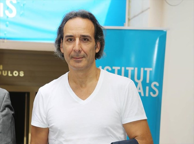 o-alexadre-desplat-stin-athina-photos