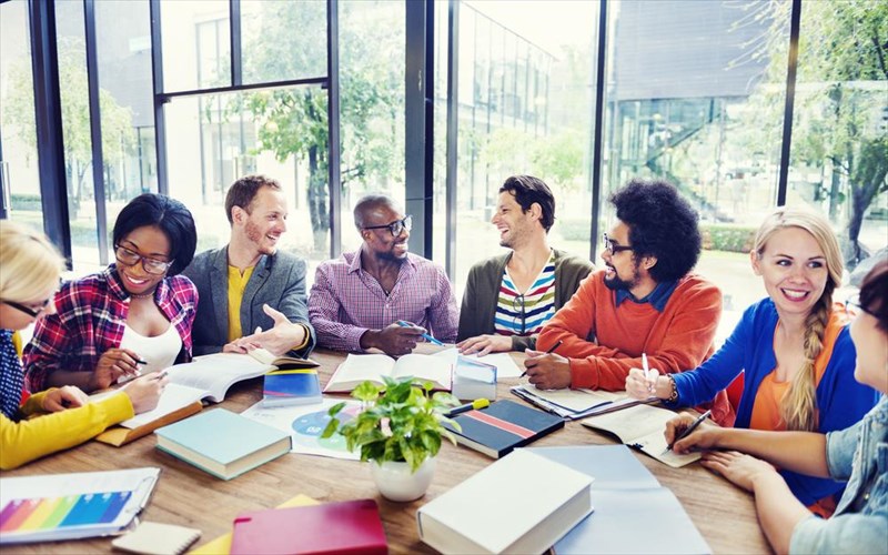 oi-lesxes-anagnosis-ksekinoun-sto-metaixmio-me-neo-programma