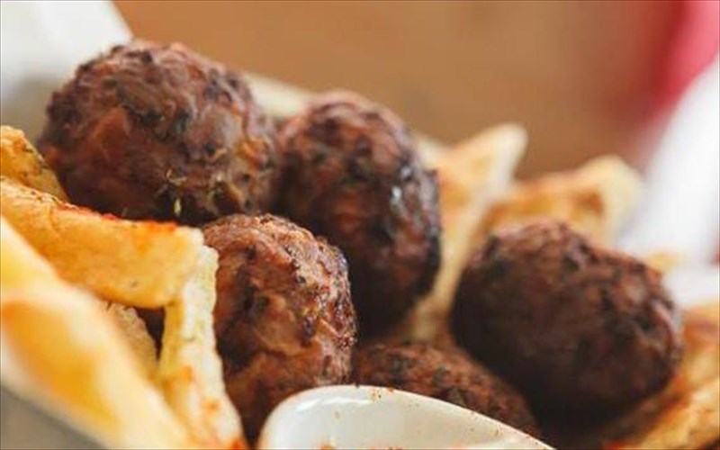 aperioristoi-keftedes-me-12-euro