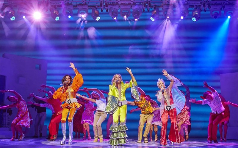 mamma-mia-to-no1-musical-ston-kosmo-eftase-stin-ellada