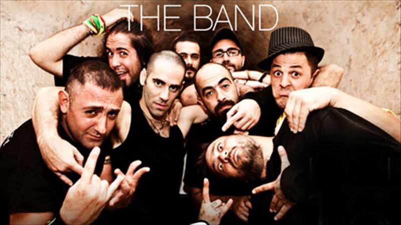 ta-tigre-sporakia-mono-gia-mia-bradia-ston-stauro-tou-notou