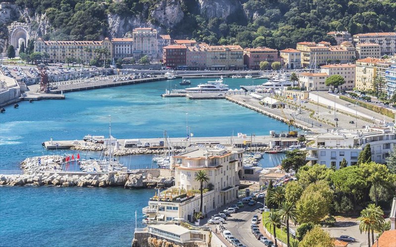 oi-10-pio-afiloksenes-poleis-tou-kosmou