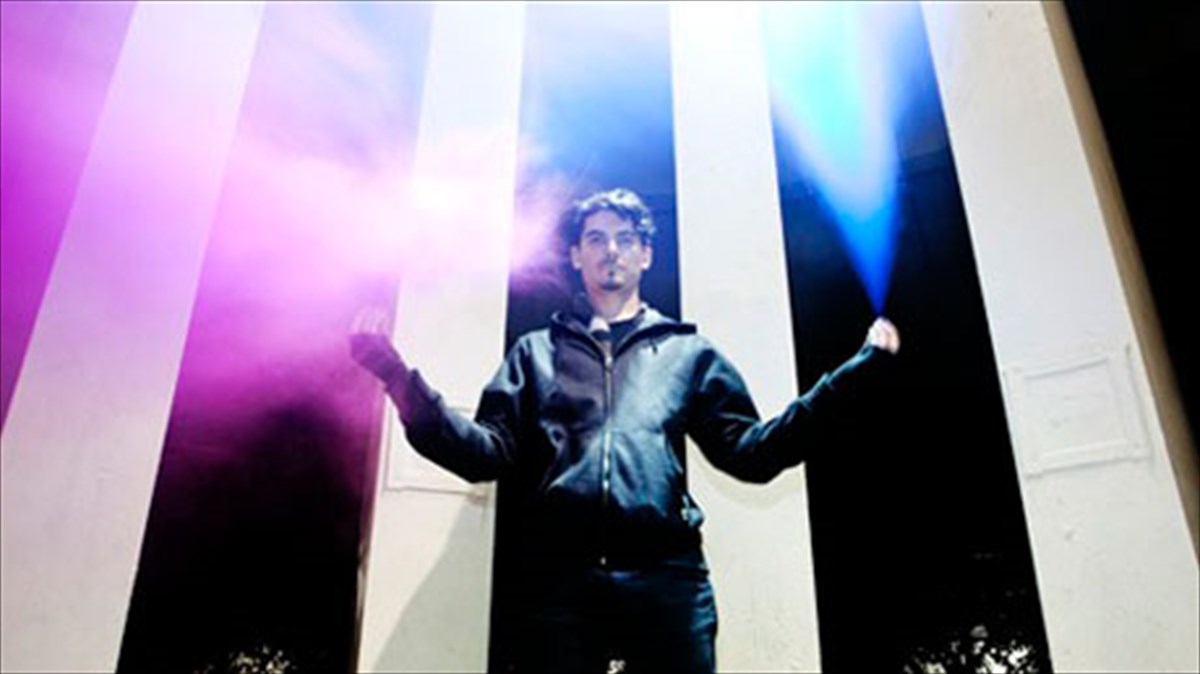 duo-optikoakoustika-sets-apo-enan-gnosto-amerikano-paragogo