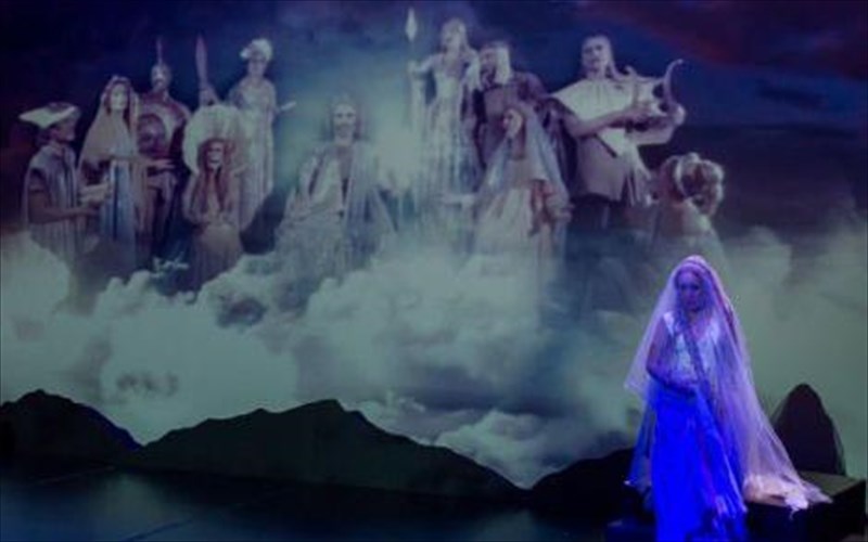 i-odusseia-tou-omirou-dia-xeiros-karmen-rouggeri