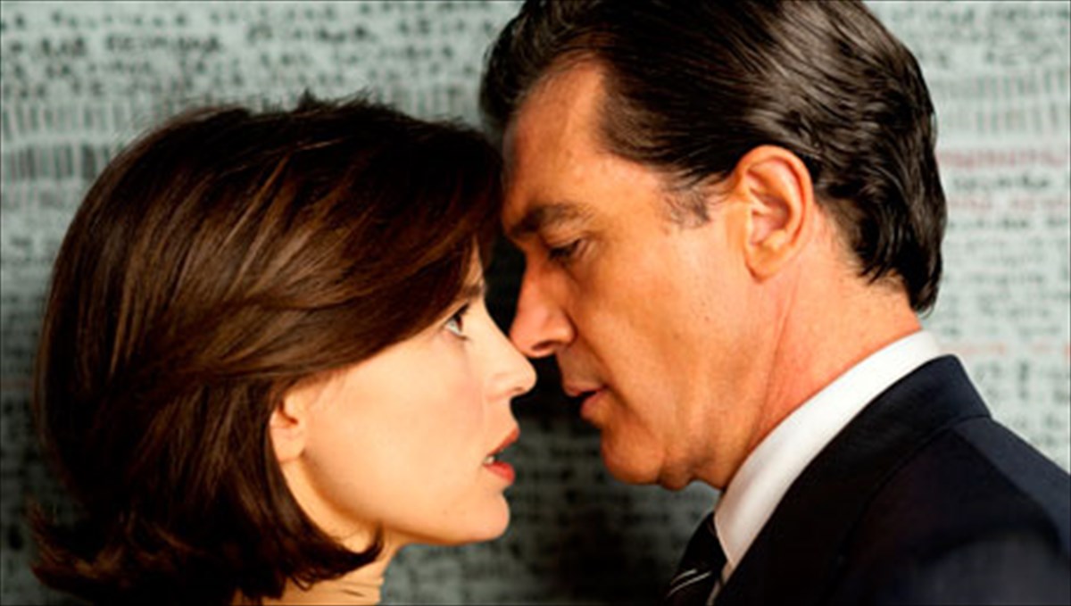 o-antonio-mpanteras-sto-almodobariko-kadro