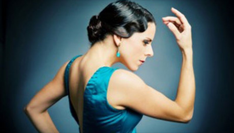 leonor-leal-mia-ntiba-tou-flamenko