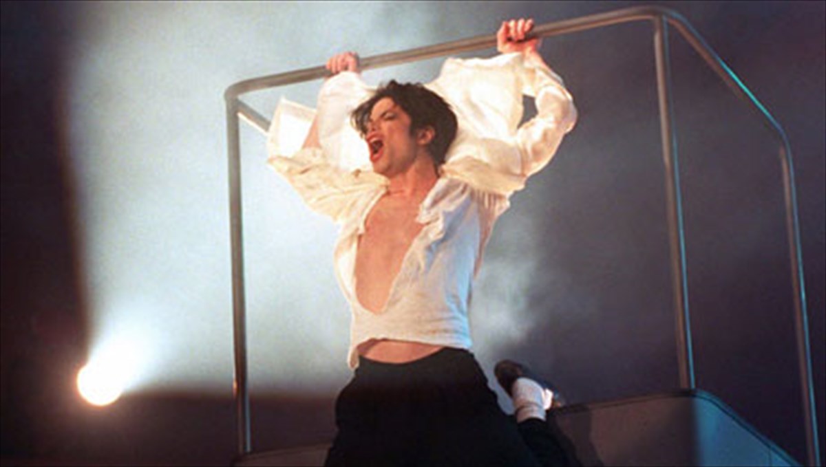 poies-theories-sunomosias-antexoun-sto-perasma-tou-xronou