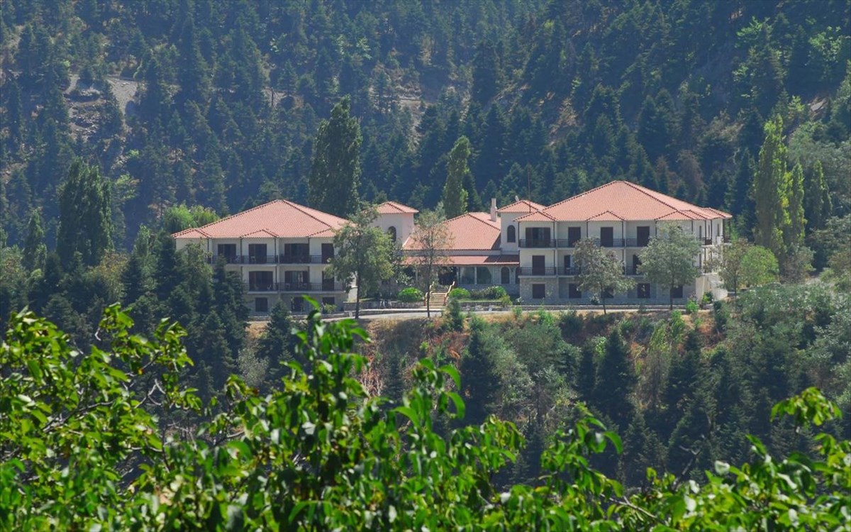 crystal-mountain-hotel