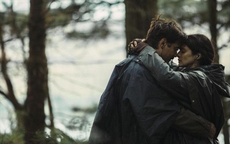 i-agapi-kuriarxei-stis-ellinikes-aithouses