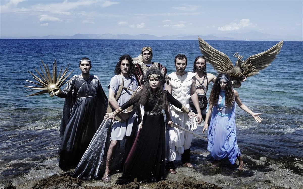 o-iasonas-kai-to-xrusomallo-deras