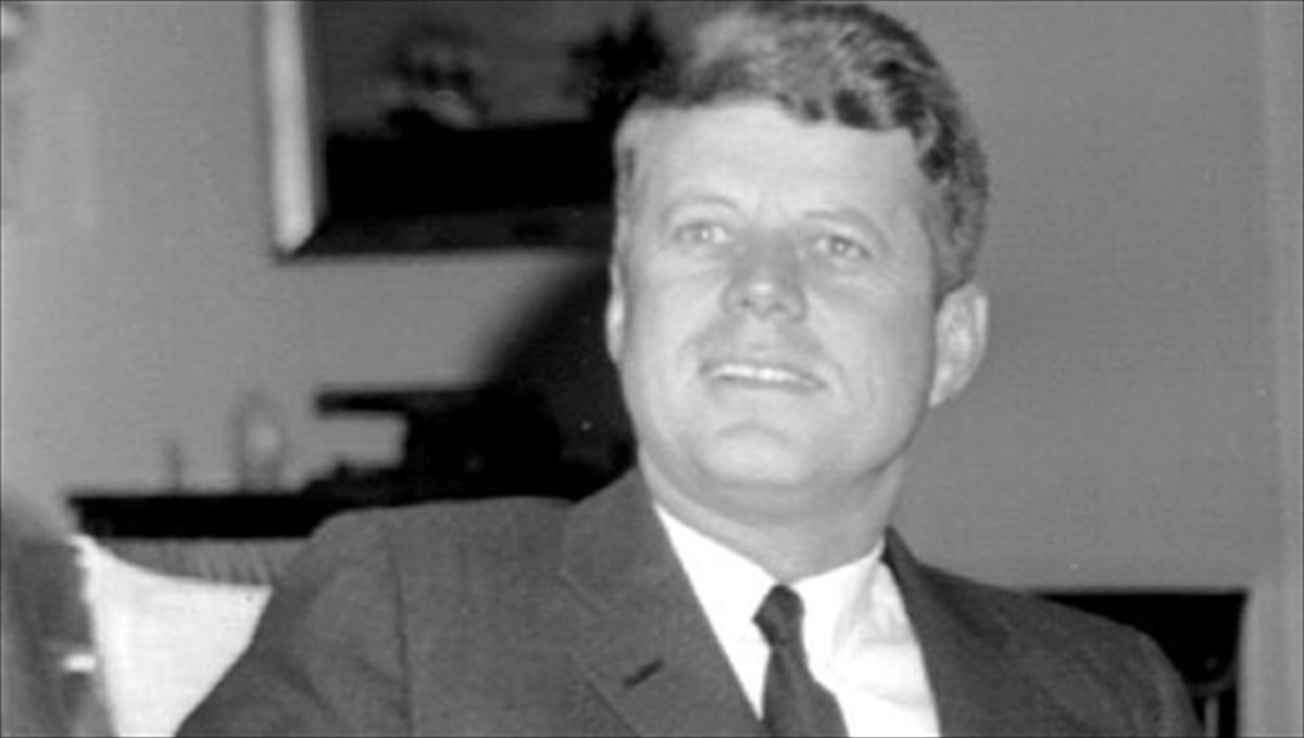 h-dolofonia-tou-kenenti-upo-to-prisma-tou-stiben-kingk