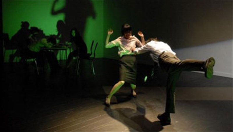 i-iaponiki-matia-stis-ergasiakes-sxeseis