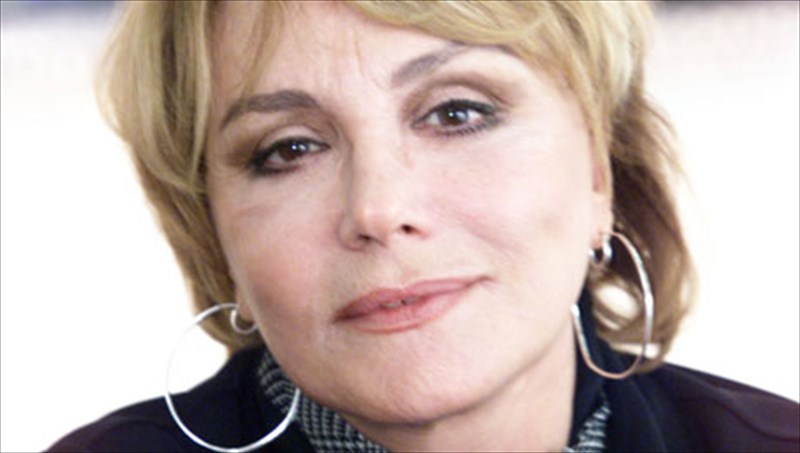 mpettu-arbaniti-i-fonissa-brisketai-konta-stin-arxaia-tragodia