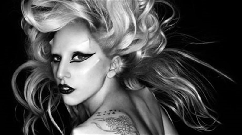 sto-pleuro-ton-neon-i-lady-gaga-lady-gaga