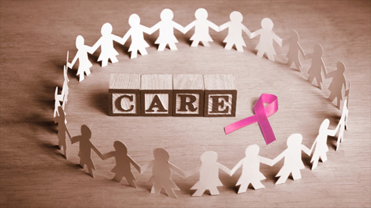 kratiste-makria-ton-karkino-tou-mastou-me-treis-kiniseis