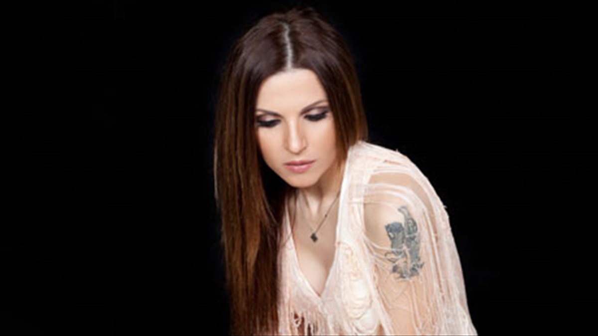 h-eurudiki-me-ton-gianni-sabbidaki-ston-stauro-tou-notou