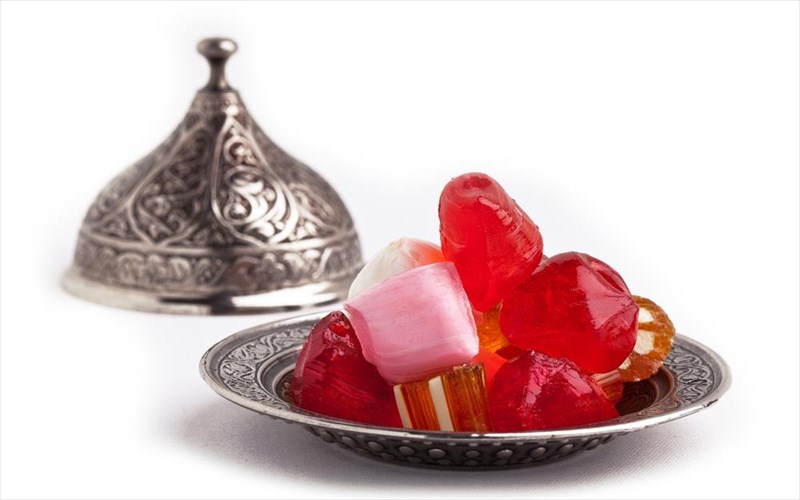 soubenir-pou-trogontai-apo-diafora-meri-tou-kosmou