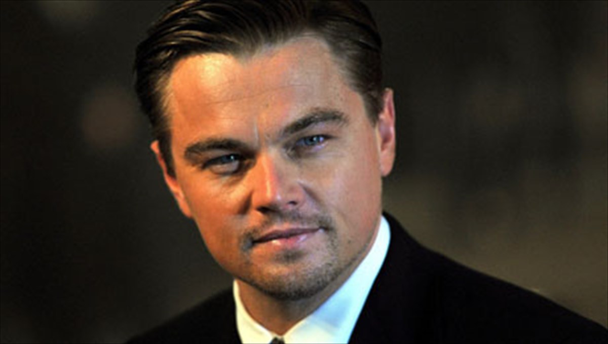 o-leonarnto-nti-kaprio-milaei-gia-ton-tzei-entgkar-xouber