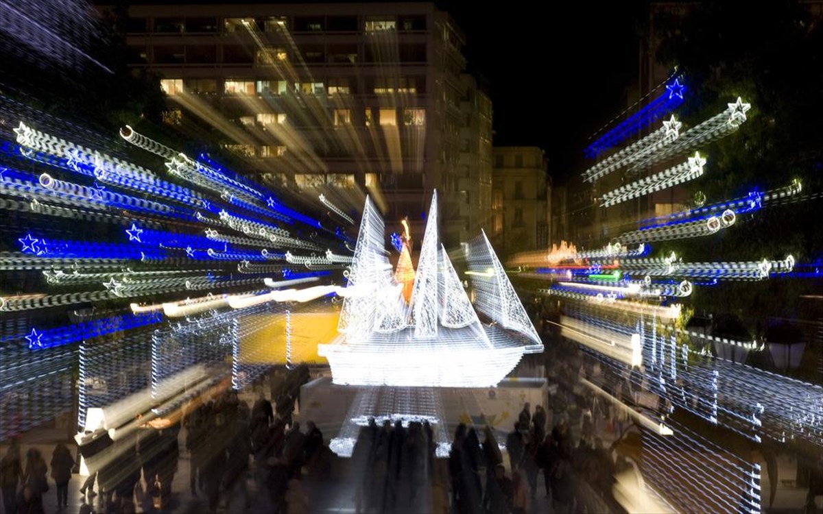 xristougenna-stin-athina