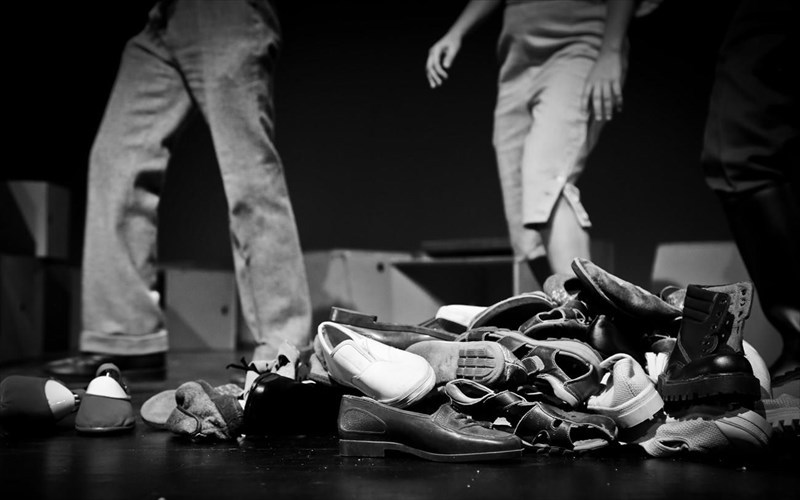 poios-einai-o-doktor-kortsak-sto-theatro-porta-doktor-kortsak-sto-theatro-porta