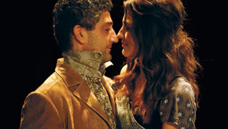 o-erotokritos-me-ti-skinothetiki-sfragida-tou-stathi-libathinou