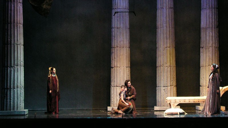 opera-gia-tin-epeteio-ton-2500-xronon-apo-ti-maxi-tou-marathona