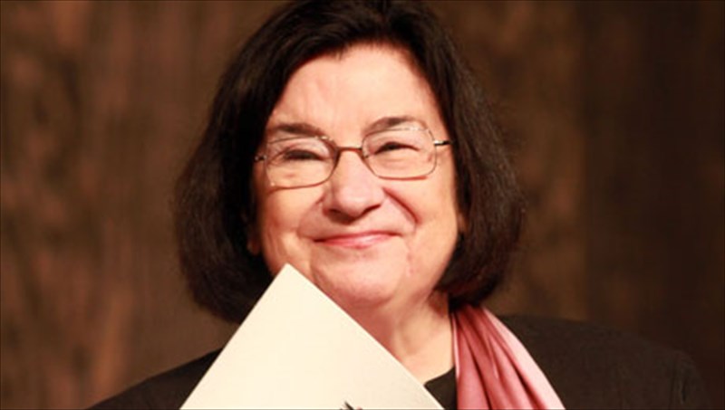 efuge-i-krista-bolf-krista-bolf