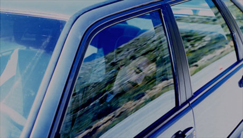 o-mpampis-makridis-etoimazetai-na-taksidepsei-sto-sundance-film-festival