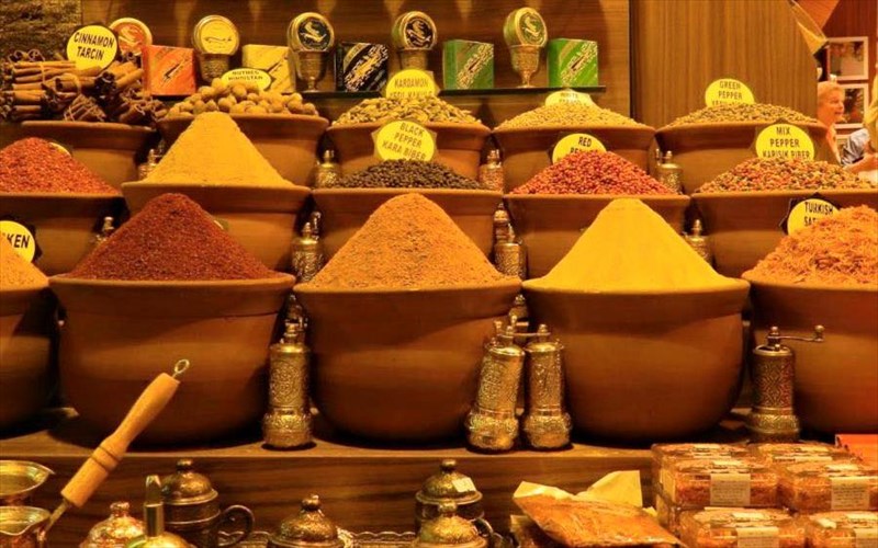 ena-pantopoleio-charma-anoikse-sto-mosxato