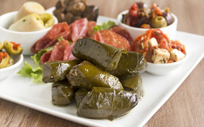 odigos-16-sumboulon-gia-to-mezedopoleio-apo-tin-eidiko