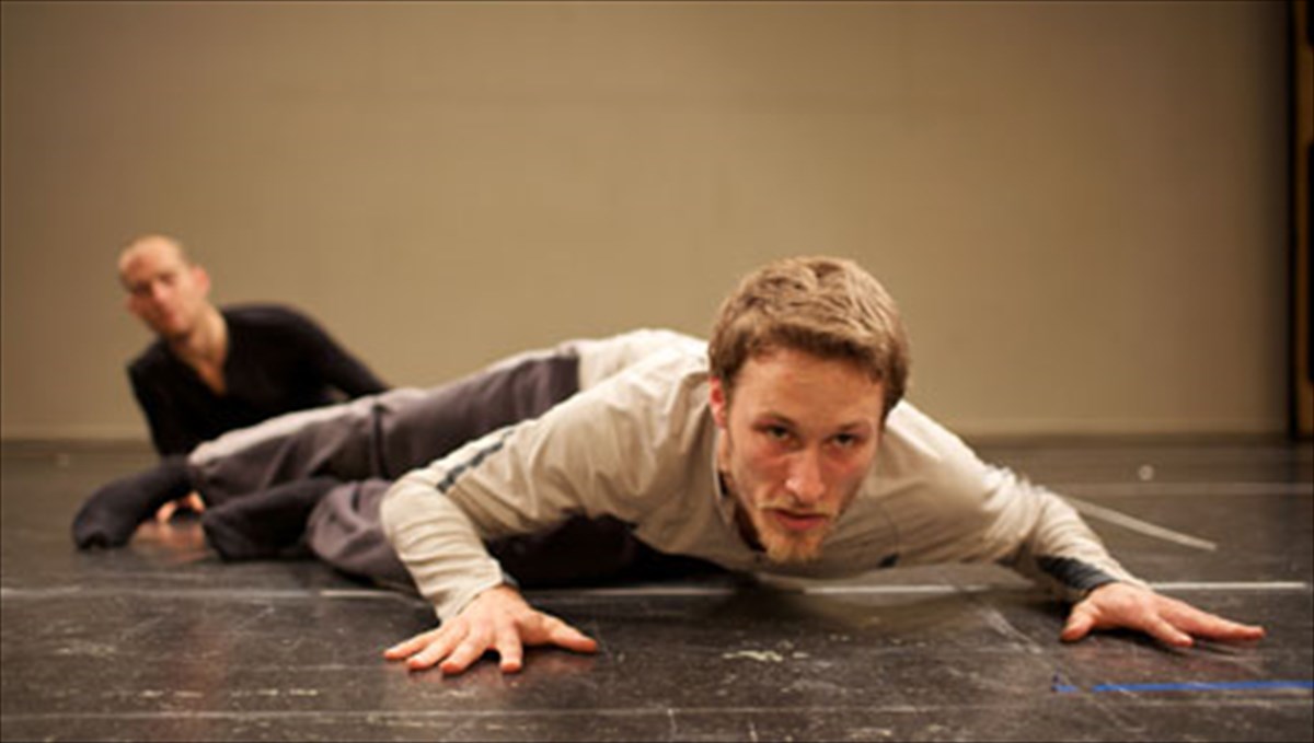 eleutheria-i-logokrisia-mesa-apo-tin-xoreutiki-marturia-tou-loint-niouson-logokrisia-mesa-apo-tin-xoreutiki-marturia-tou-loint-niouson