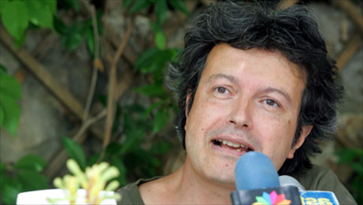 o-petros-tatsopoulos-kanei-mia-bolta-sti-suggrou-tou1980