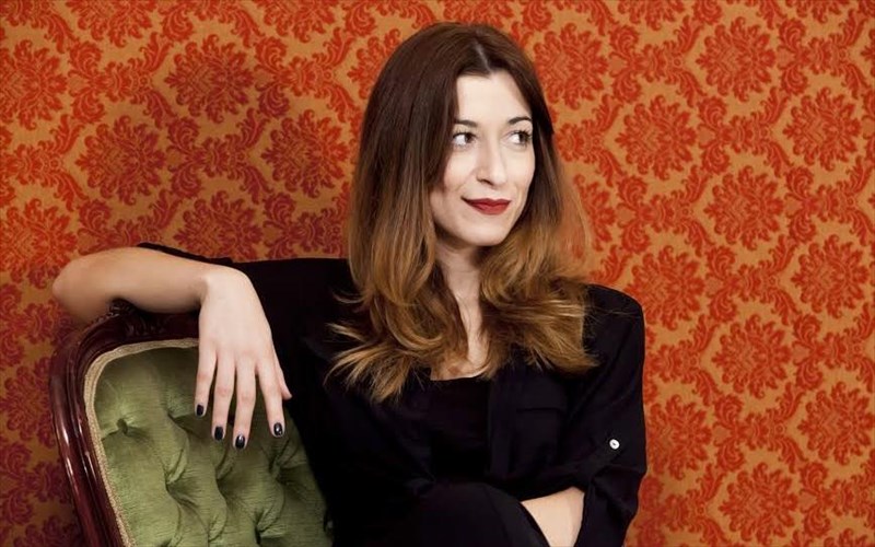 i-mpel-epok-tis-marizas-rizou-epistrefei-sto-stauro-tou-notou-plus