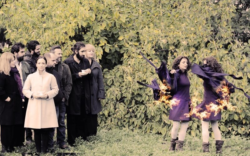 kritiki-ta-paidia-tou-iliou-isorropoun-me-texni-to-drama-kai-to-xioumor