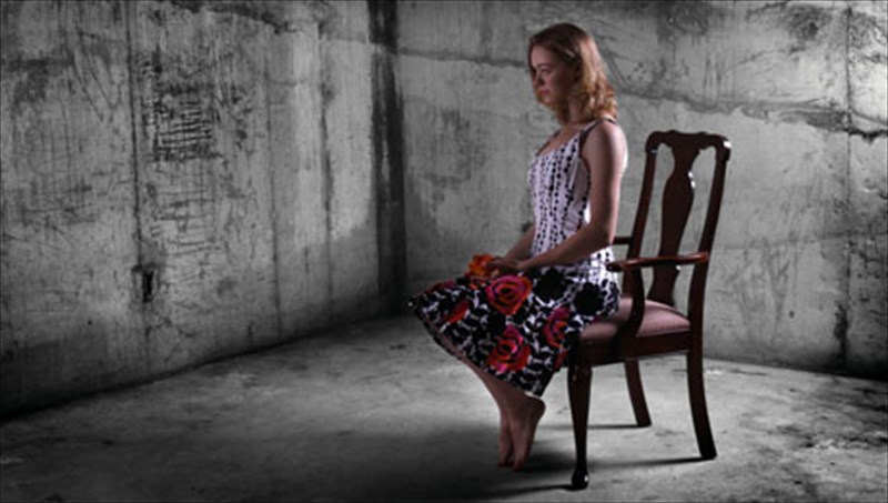 i-elliniki-koinonia-mpainei-sto-mikroskopio-tou-giorgou-manioti-tora