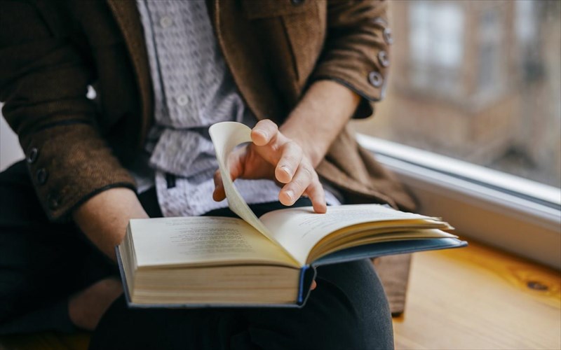 ta-biblia-tis-ebdomadas