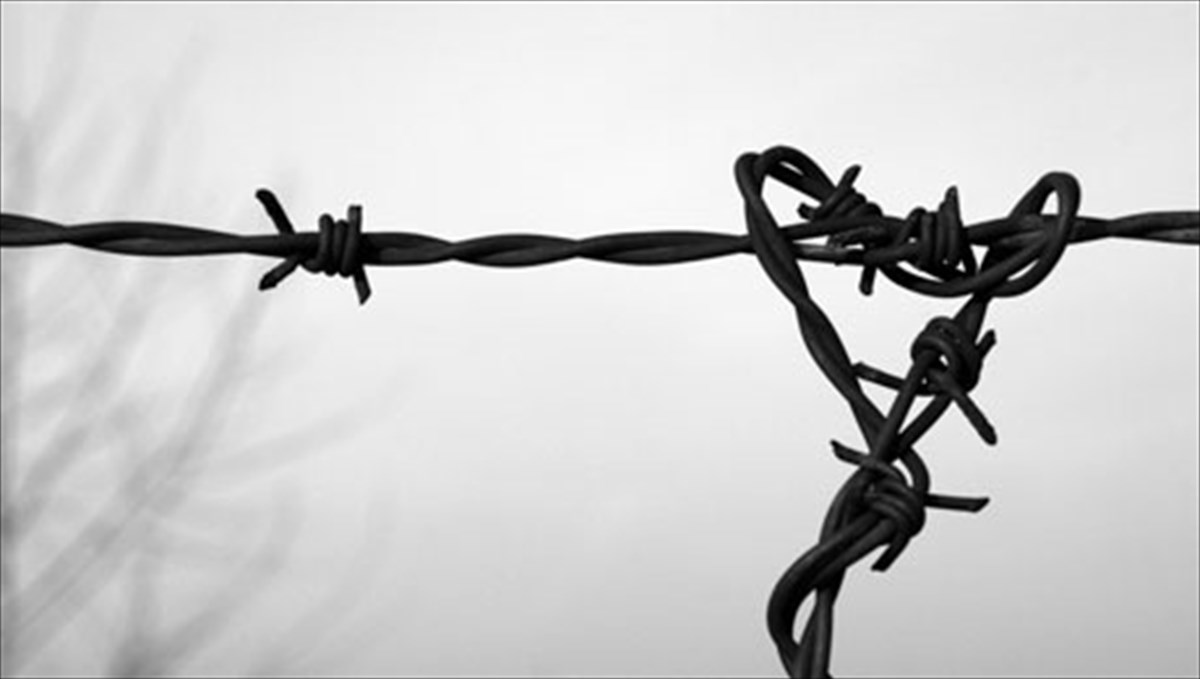 to-problima-spinoza-mesa-apo-ta-matia-tou-irbin-gialom