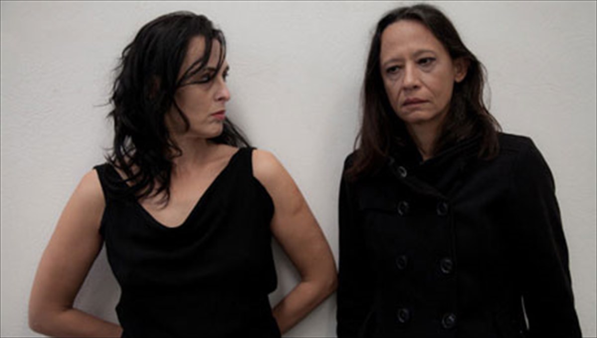 kritiki-theatrou-mama-i-zoi-einai-agrios-apithani-zoi-einai-agrios-apithani