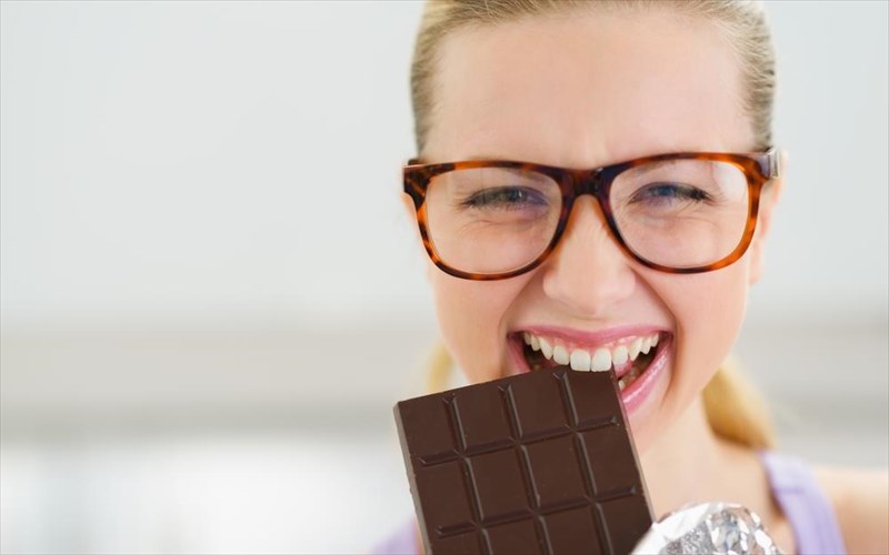 i-sokolata-mas-kanei-pio-eksupnous