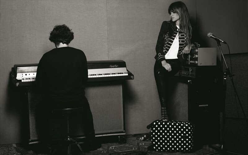 giortazoume-tin-pagkosmia-imera-tis-gunaikas-me-dora-genous-thilukou