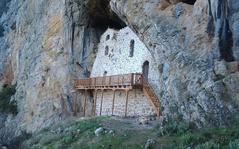 ekdromi-ston-parnasso-me-tous-active-sundays