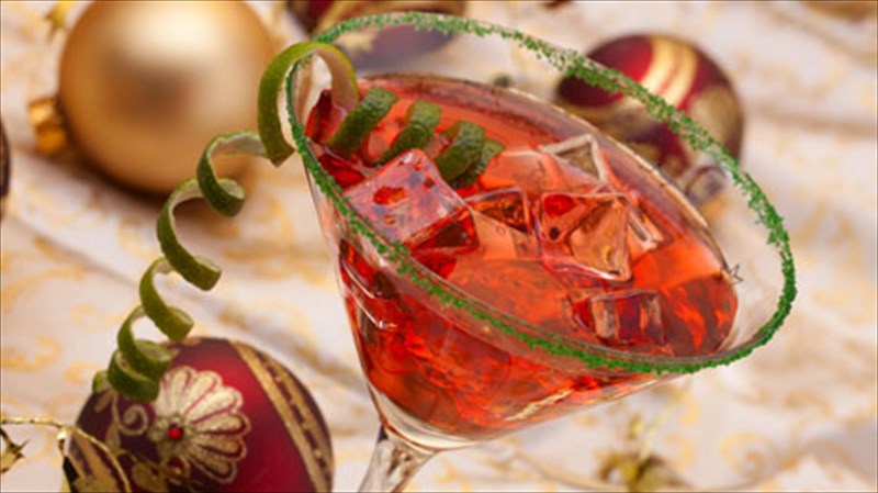 xristougenniatika-cocktails-gia-ola-ta-gousta