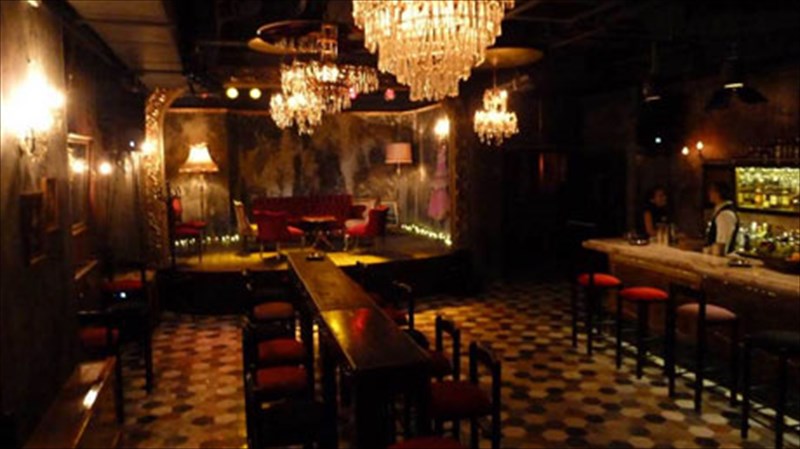 oloi-xoreuoun-swing-sto-faust