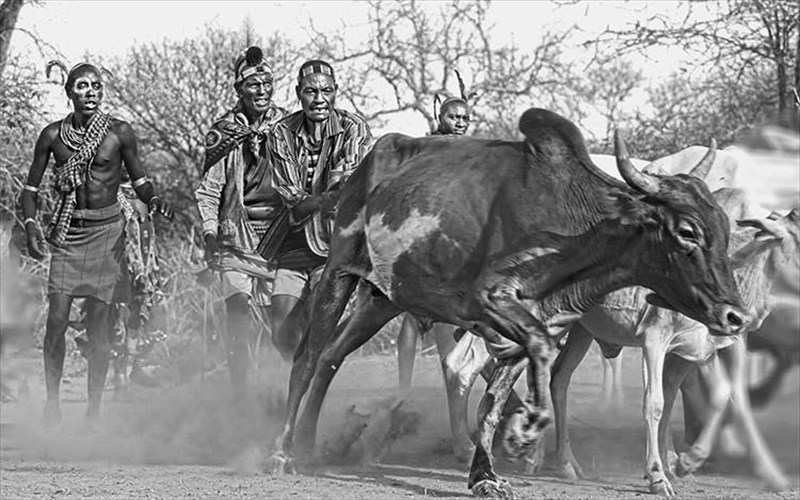 monoxromes-fotografies-apo-ola-ta-meri-tou-kosmou