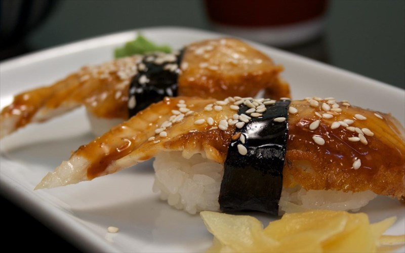 to-the-sushi-bar-giortazei-kai-kanei-prosfores